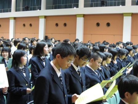 校歌斉唱s.jpg